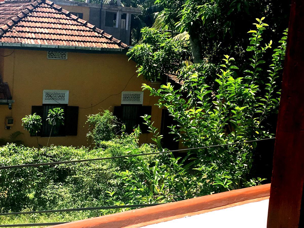 Hotel Happy Coconut Unawatuna Exterior foto