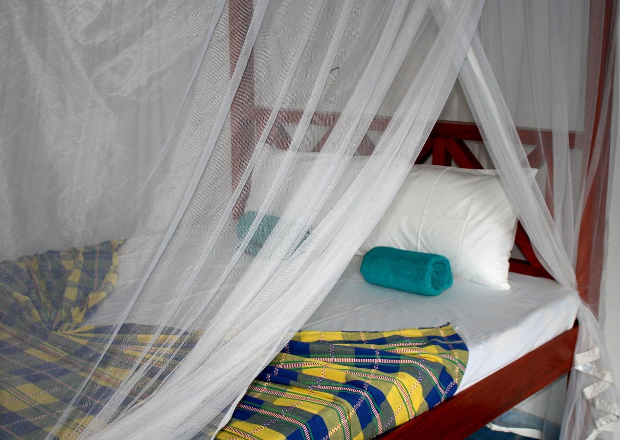 Hotel Happy Coconut Unawatuna Exterior foto