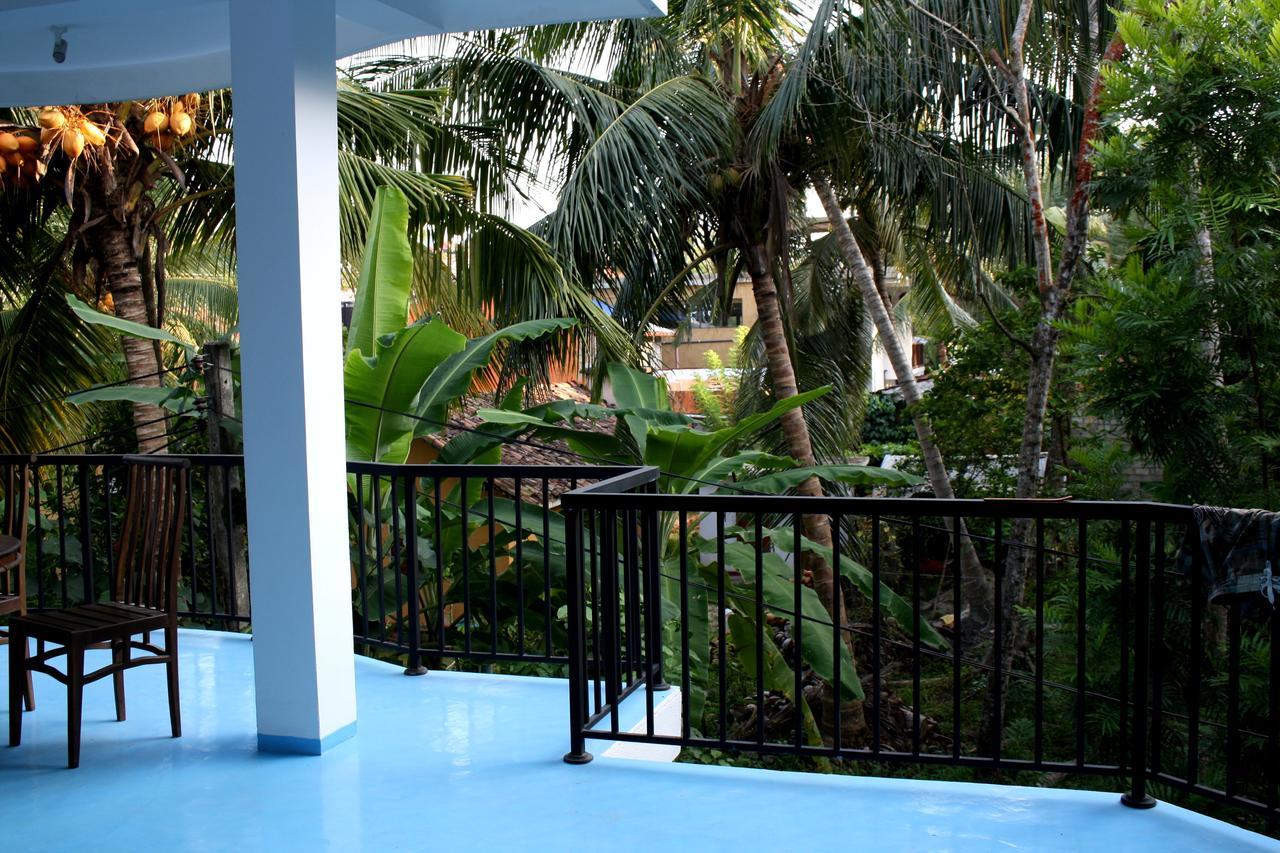 Hotel Happy Coconut Unawatuna Exterior foto